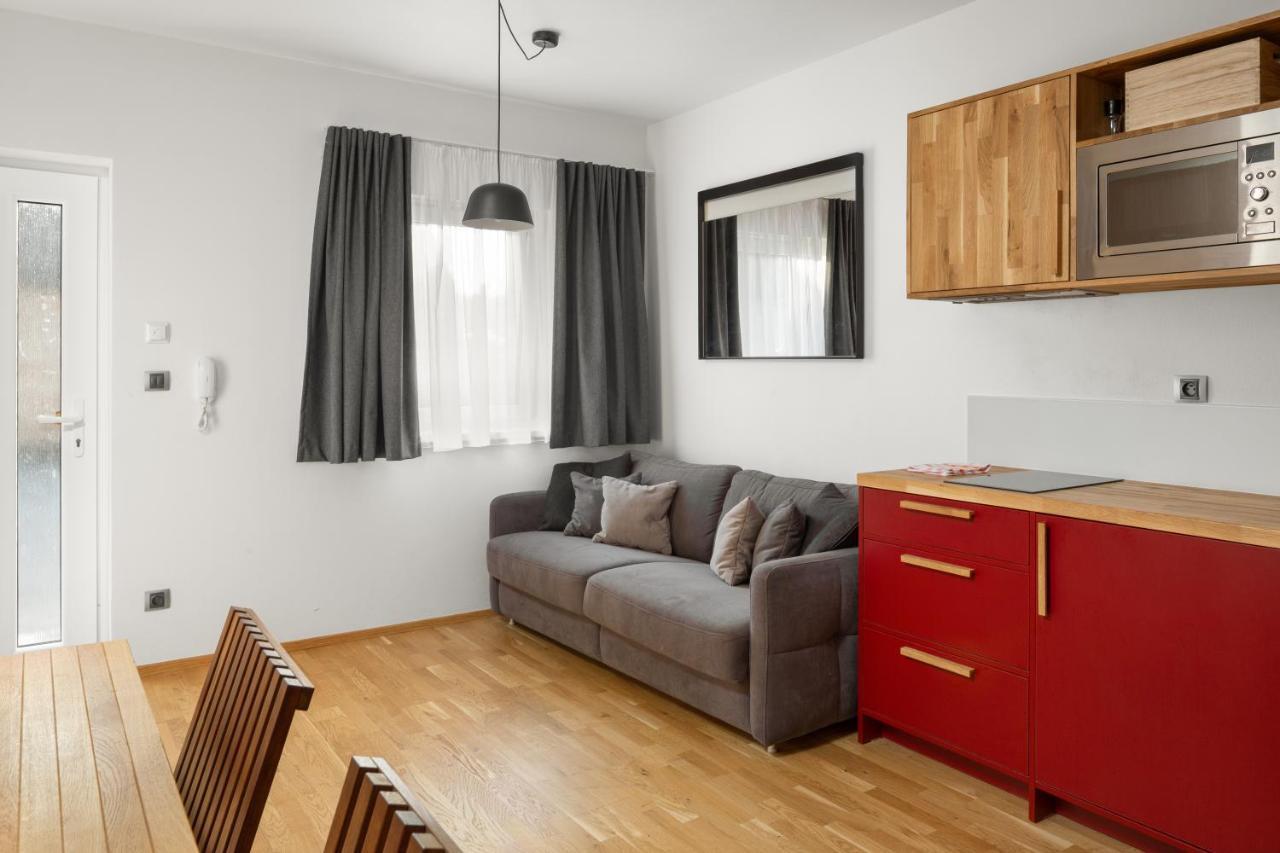 Rezidence Konevova, Mikulov Apartment Luaran gambar