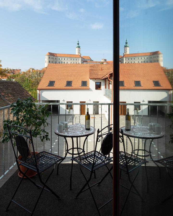 Rezidence Konevova, Mikulov Apartment Luaran gambar