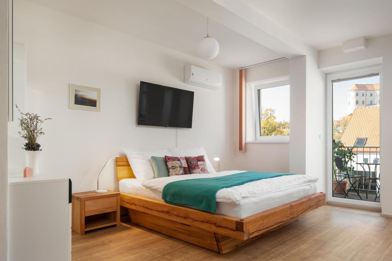 Rezidence Konevova, Mikulov Apartment Luaran gambar